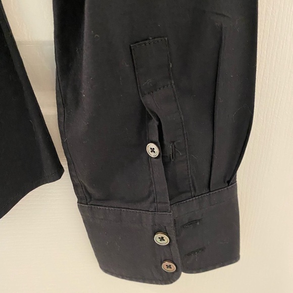 Talbots black button down. Size 8p. - Picture 5 of 6